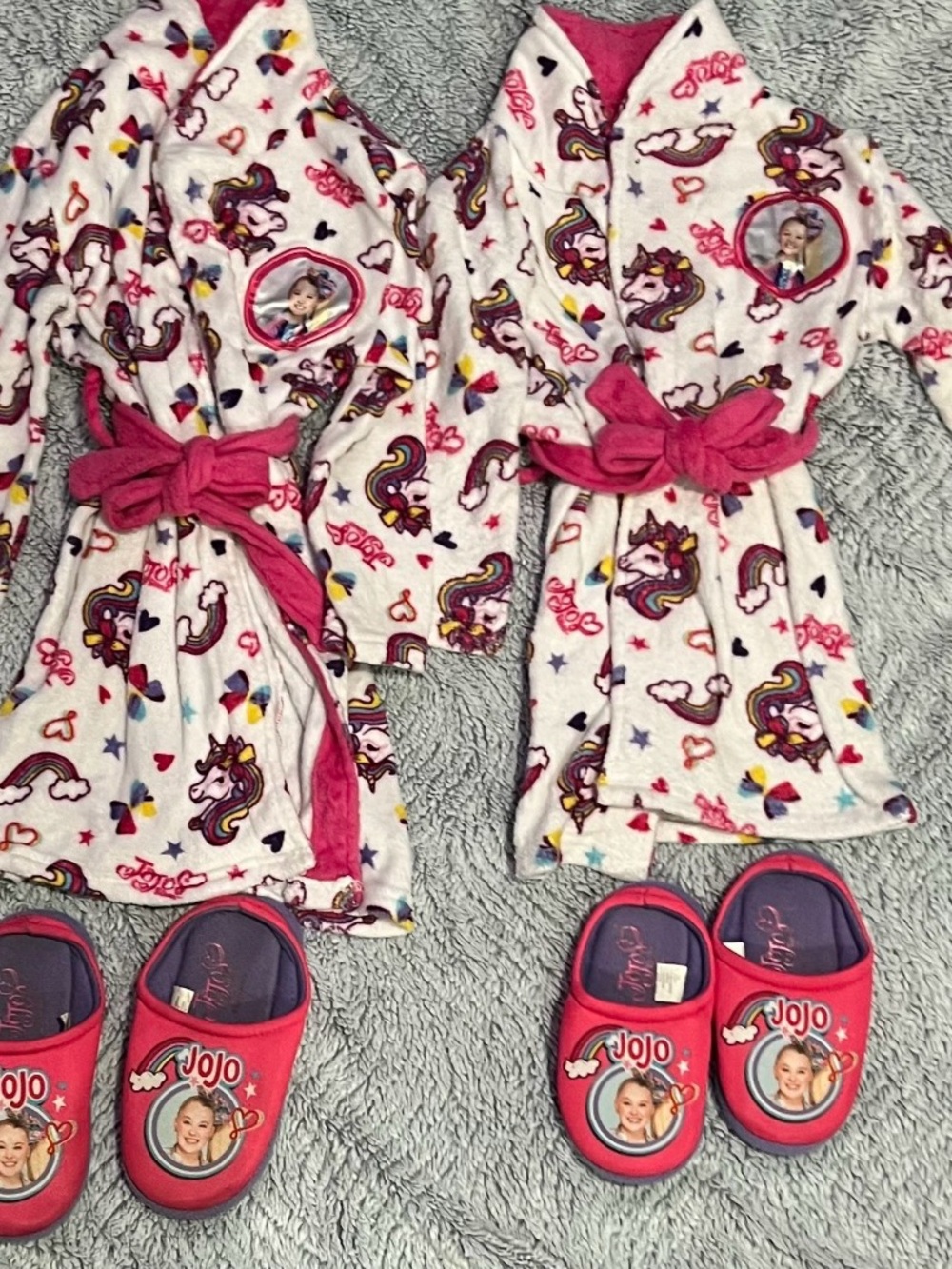 JoJo Siwa White Unicorn Print Teddy Robe with Pink Accents bundle